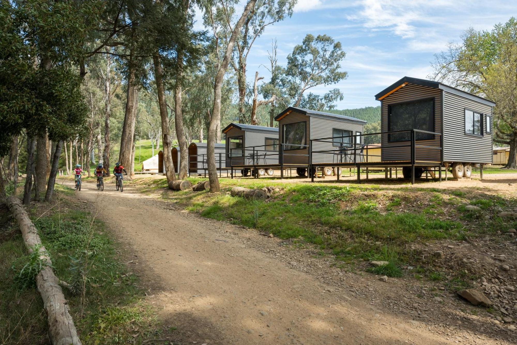 Bright Cabin Park ภายนอก รูปภาพ